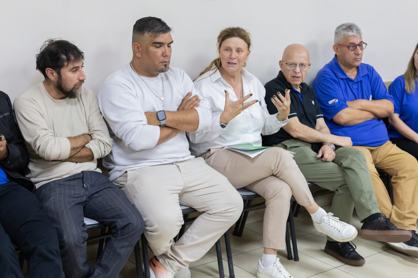 Pedrali se reunió con representantes de diferentes gremios y abrió una agenda para defender el empleo riojano
