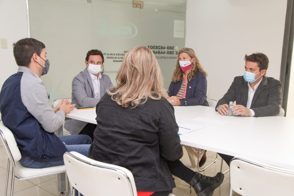 Precandidatos del Frente de Todos se reunieron con la Cámara Empresarial Riojana (foto 3)
