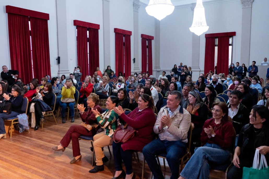 Presentación del libro “LAS PRIMERAS” de Gisela Marziotta (foto 5)