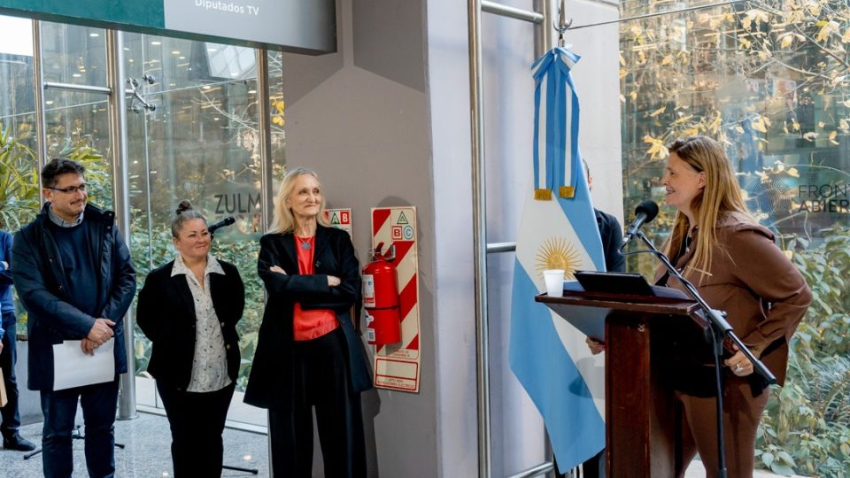 El espacio expositivo de la Honorable Cámara de Diputados de la Nación se tiñó de riojanidad