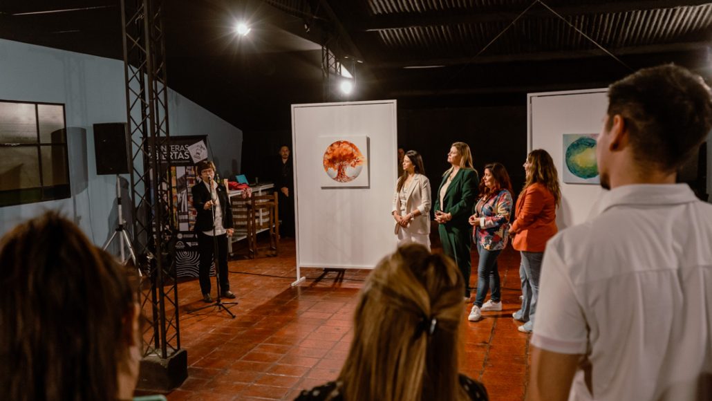 “Fronteras Abiertas” culminó su ciclo expositivo 2023 con el evento “Última Parada” (foto 4)
