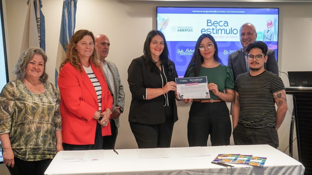 APOYO AL ARTE LOCAL: Presentación oficial de los proyectos ganadores de la Beca Estímulo a la Producción Artística de “Fronteras Abiertas” (foto 2)