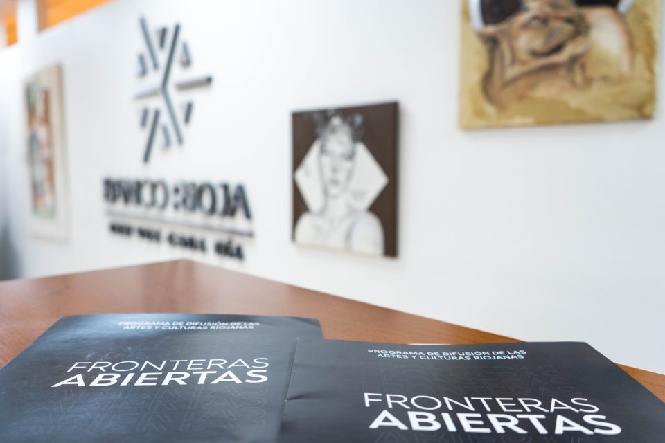 Con Fronteras Abiertas, Pedrali inaugura un nuevo ciclo de arte federal