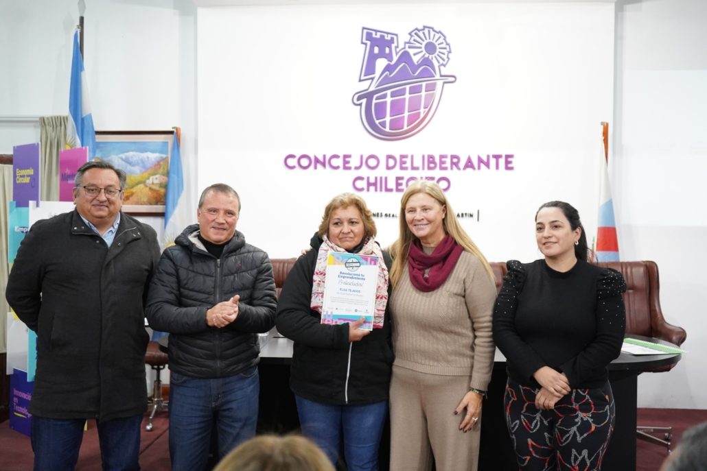 Emprendimientos chileciteños fueron beneficiados con el programa “Revoluciona tu Emprendimiento” (foto 3)