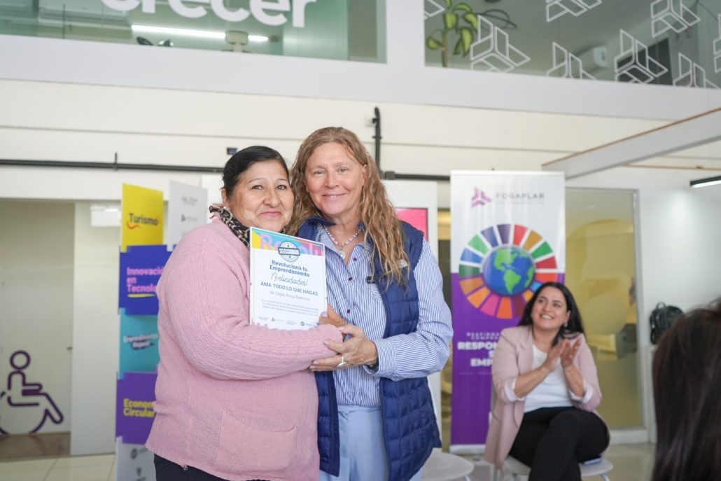 PEDRALI ENTREGÓ NUEVOS CRÉDITOS A EMPRENDIMIENTOS RIOJANOS (foto 3)