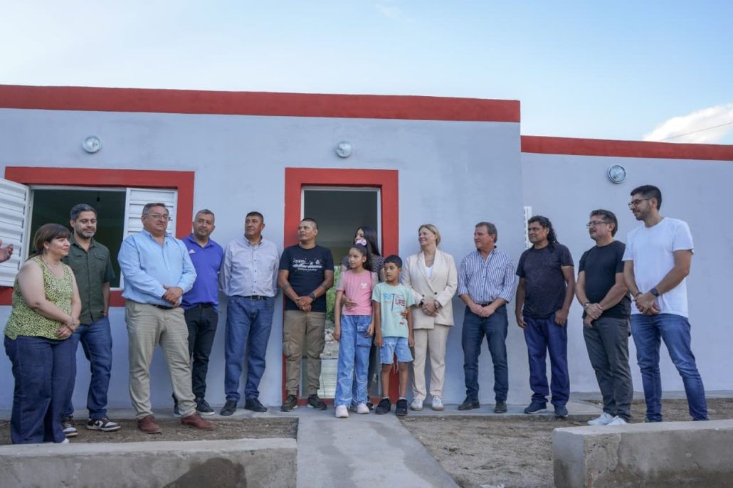 EL PLAN ANGELELLI RENUEVA LA ESPERANZA DE MÁS FAMILIAS RIOJANAS (foto 4)