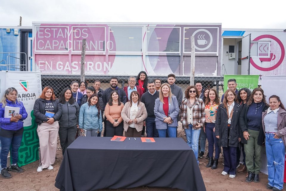 “CON ACCIONES CONCRETAS SEGUIMOS PRESENTE EN EL BARRIO Y ACOMPAÑANDO A LAS FAMILIAS”
