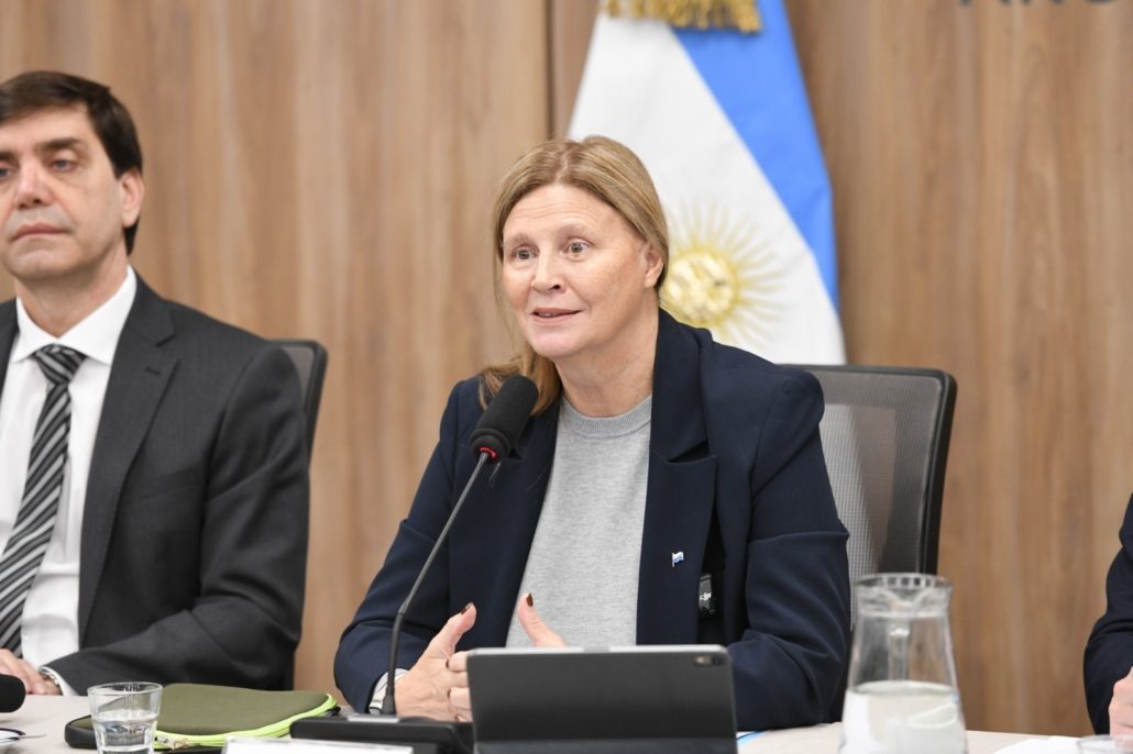 “EL CONGRESO DEBE SER LA CAJA DE RESONANCIA DE LO QUE SUCEDE EN EL TURISMO ARGENTINO” (foto 3)