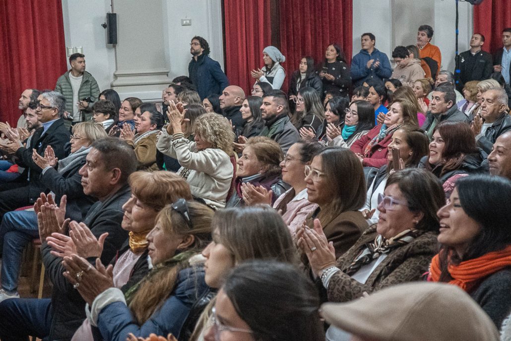 EL LIBRO DEL PLAN ANGELELLI ES UNA BITÁCORA DE UNA GESTIÓN PÚBLICA (foto 2)