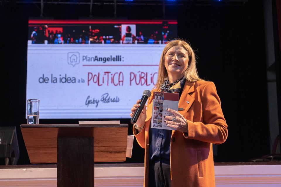 EL LIBRO DEL PLAN ANGELELLI ES UNA BITÁCORA DE UNA GESTIÓN PÚBLICA